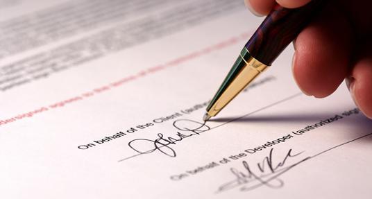 Nếu chưa có kinh nghiệm mua xe tải mới cần chú ý các điều khoản và chính sách bảo hành ở hợp đồng