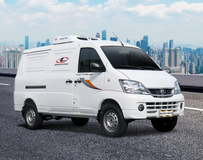 Quyen Auto ra mắt xe tải VAN đông lạnh