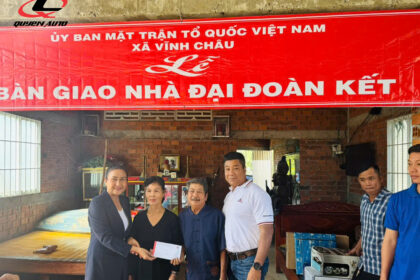 Quyen Auto tham gia cùng địa phương trao nhà Đại Đoàn Kết tại Tây Ninh