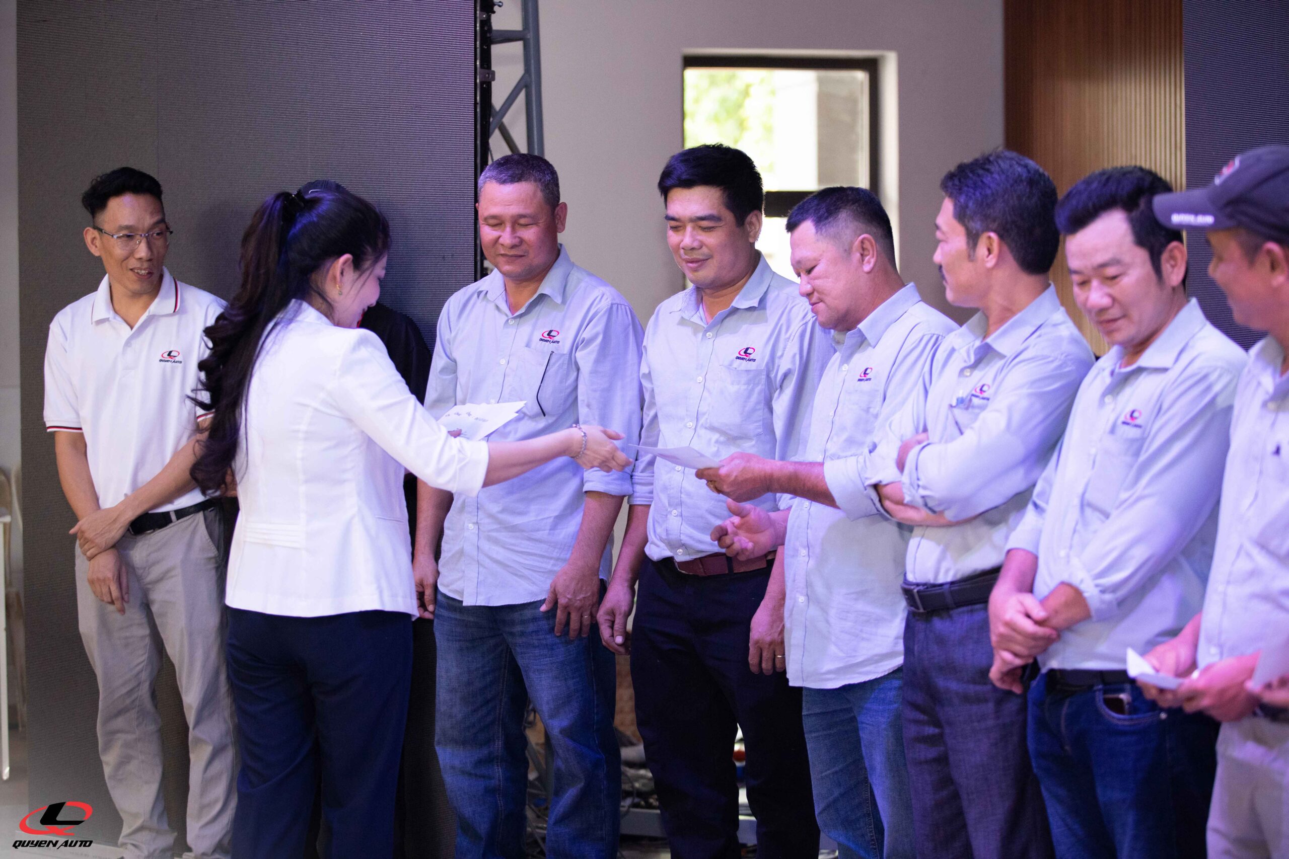 TẤT NIÊN QUYEN AUTO 2025