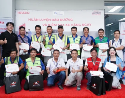 Quyen Auto phối hợp cùng Isuzu Việt Nam tổ chức khóa đào tạo vận hành xe tải lạnh chuyên nghiệp cho tài xế Sagawa